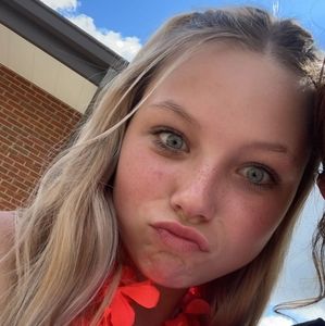 Meet your Posher, Lillian